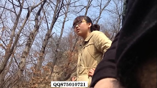 癡漢野外露出嚇跑美少女